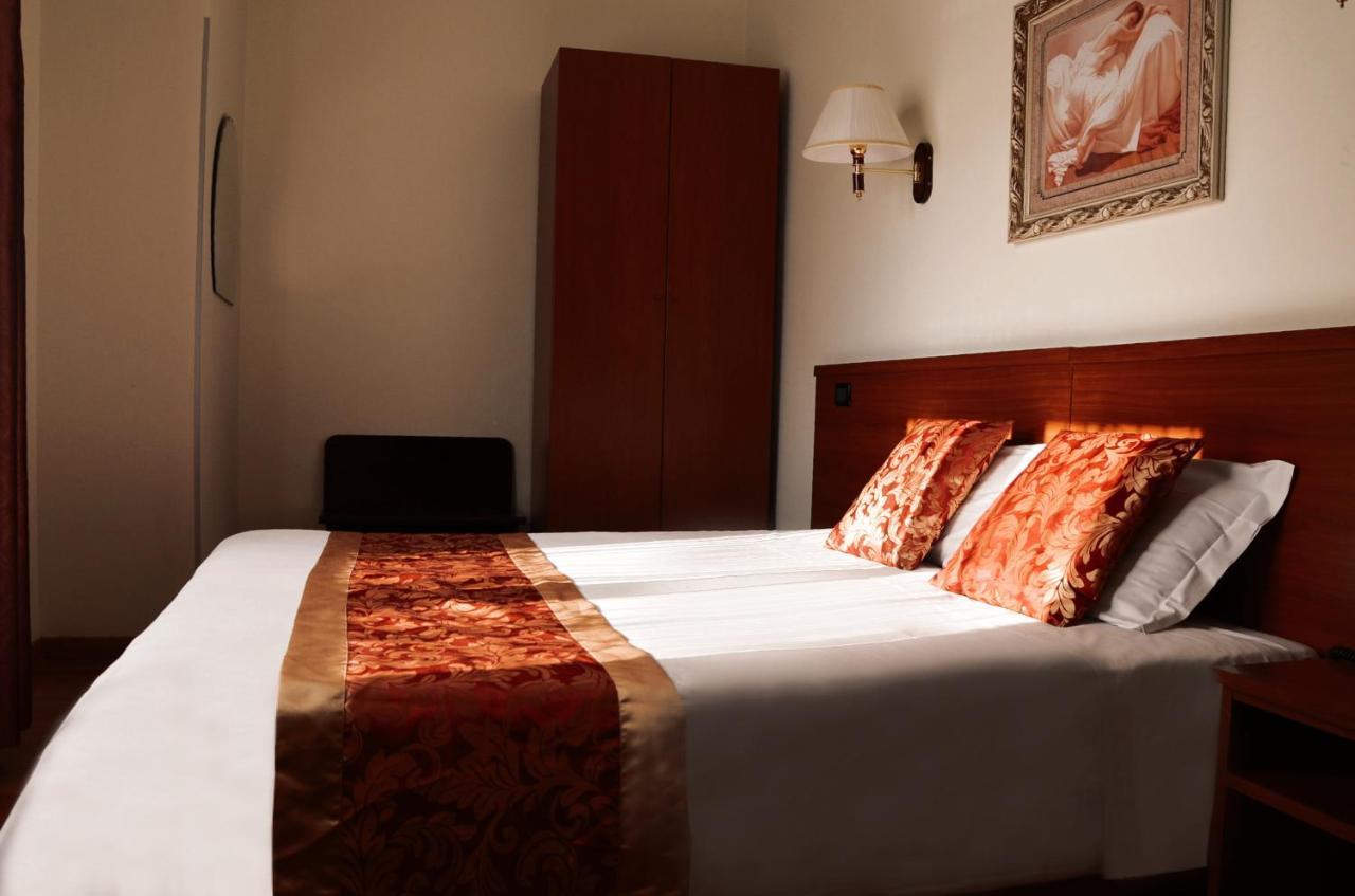 Hotel Geo Rom